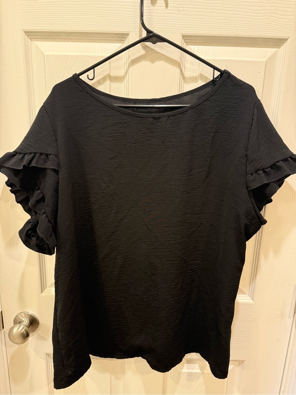 Women's Black Ruffle Sleeve Top